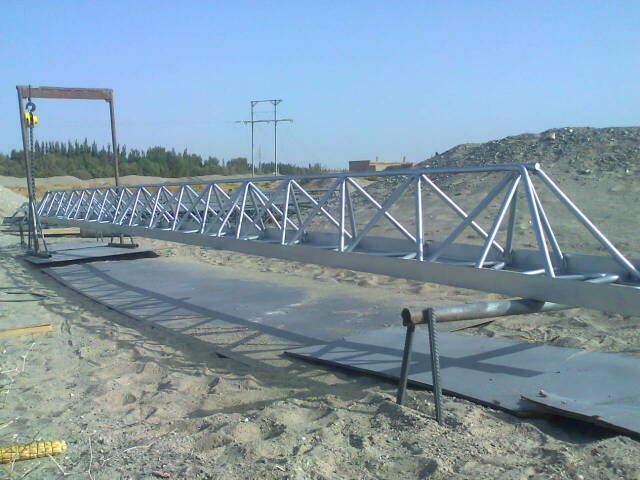 新邱专业承揽大中小型喷涂翻新施工业务！